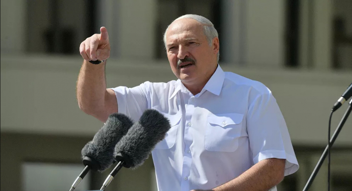 الاتحاد الأوروبي لن يفرض عقوبات على رئيس بيلاروس