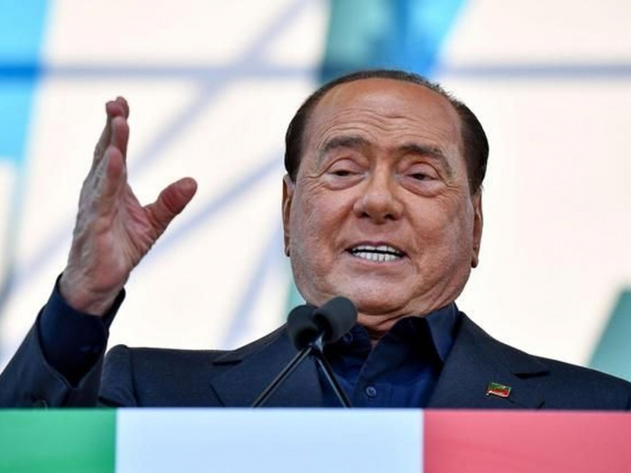 Hospitalizan a Silvio Berlusconi "por precaución" después de dar positivo por covid-19