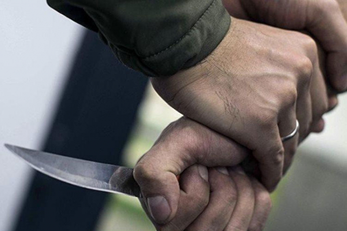 Sumqayıtda 15 yaşlı oğlan bıçaqlandı