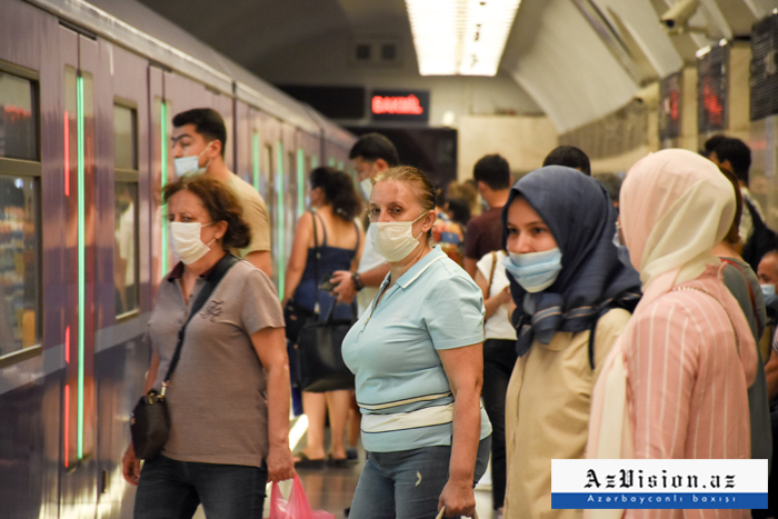    Metroda problem yarandı, qatarlar gecikir   