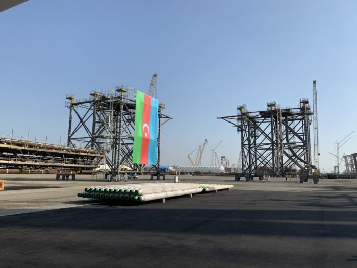   President Aliyev attends groundbreaking ceremony of Absheron field offshore operations  