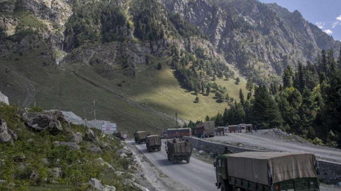     "Armenische Truppen müssen zurückziehen"   - Deutsche Wochenzeitung schreibt über Berg-Karabakh Konflikt.  