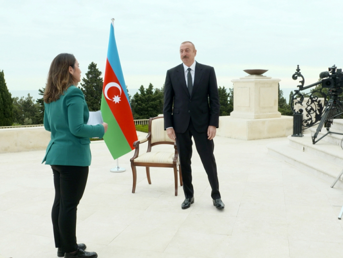   Ilham Aliyev accorde une interview à la chaîne de télévision Al Jazeera  