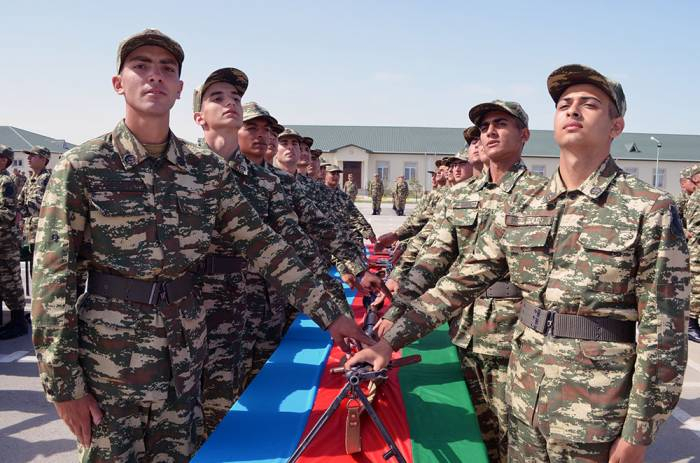   Les jeunes soldats sont envoyés aux centres de formation, pas au front,   Zaour Abdoullayev    