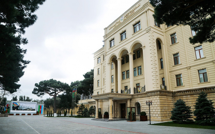  Aserbaidschanisches Verteidigungsministerium appelliert an Bürger 