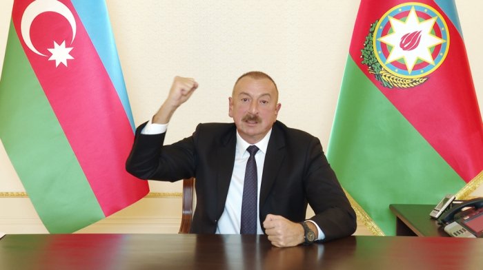     Ilham Aliyev:   "El soldado azerbaiyano sigue expulsando a los armenios"  