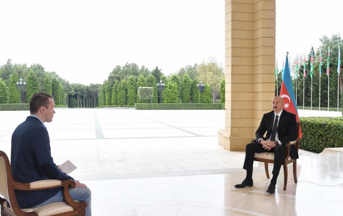   Ilham Aliyev realiza entrevista al Primer Canal de Rusia  
