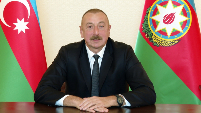   "Es ist zu früh, um das Thema Friedenstruppen zu diskutieren"-   Ilham Aliyev    