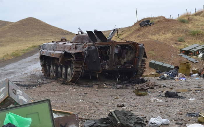  Kampfausrüstungen gestern vom Feind zerstört 