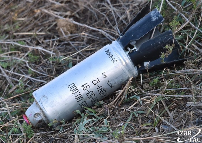   Los armenios lanzan bombas prohibidas contra los asentamientos  