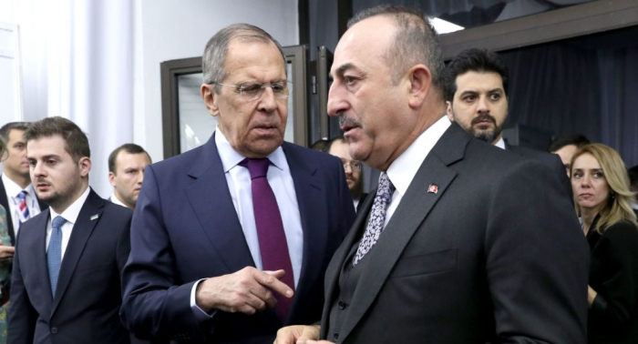   Cavusoglu et Lavrov discutent du conflit du Haut-Karabagh  