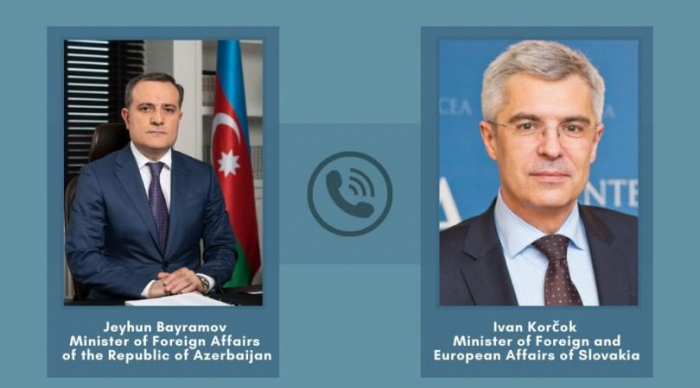   Die Außenminister Aserbaidschans und der Slowakei sprachen am Telefon  