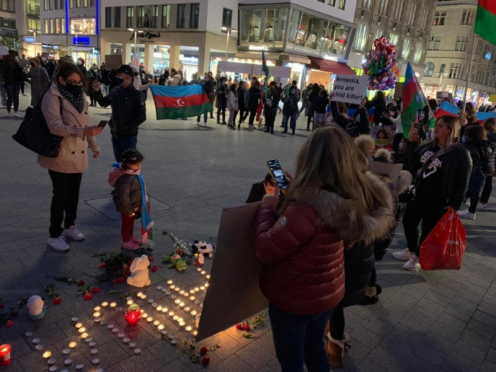 Azerbaijanis of Hannover commemorate victims of Ganja terror