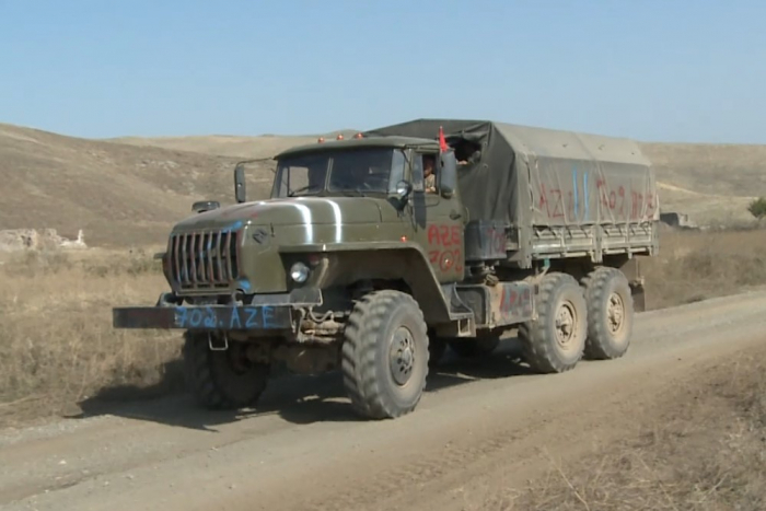   Beschlagnahmte armenische Militärausrüstung und Waffen -   VIDEO    