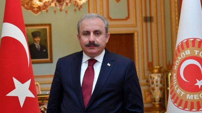    Mustafa Shentop  :"Nadie puede disuadir a Azerbaiyán de hacer justicia"  