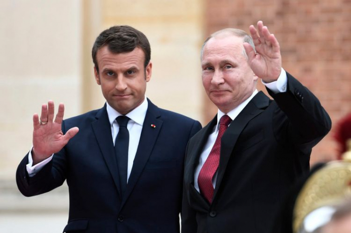   Poutine et Macron discutent du conflit du Karabagh  