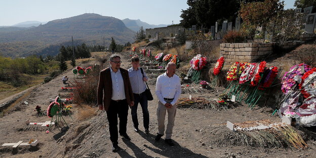     AfD-Delegation reist nach Bergkarabach - Nationalisten treffen Nationalisten    