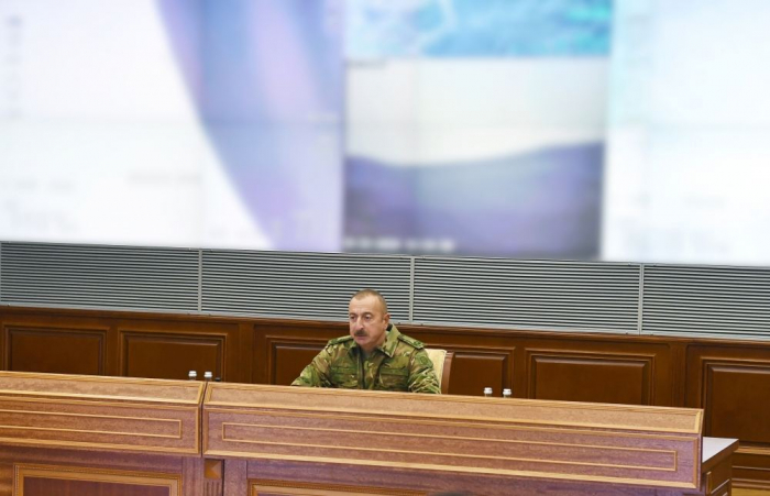     Präsident:   Aserbaidschanische Soldaten, Offiziere bringen dem Feind eine Lektion auf dem Schlachtfeld bei  