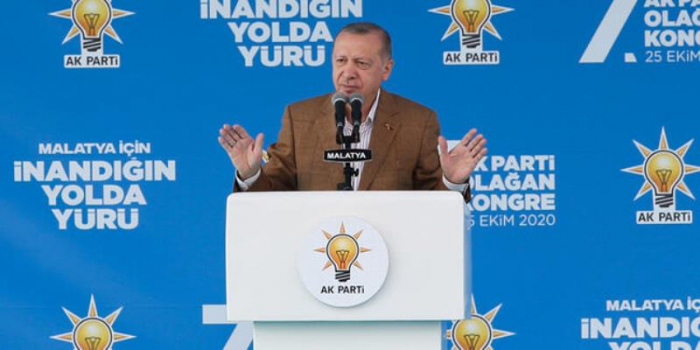   قال أردوغان: "بغض النظر عما يفعلونه ، لا يمكنهم إيقافنا".  