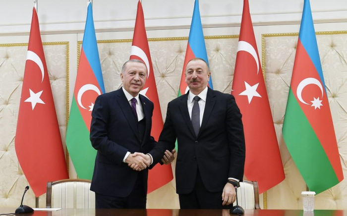  Ilham Aliyev a téléphoné au président turc Erdogan 