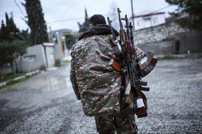   Armenian Army retreats  