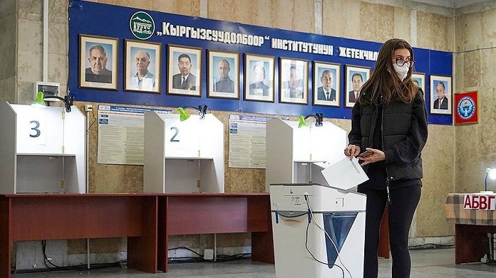 Qırğızıstan MSK seçkilərin nəticələrini etibarsız saydı