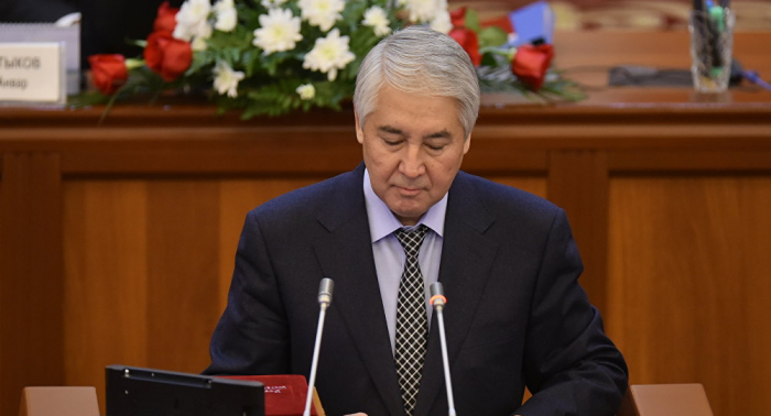 Qırğızıstan parlamentinin spikeri istefa verdi