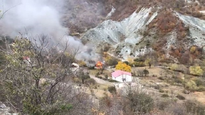 Armenians burn houses in Kalbajar -  VIDEO, UPDATED