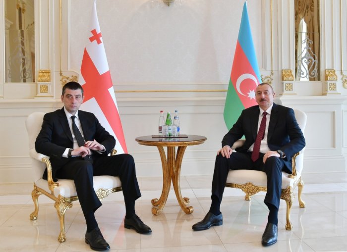   Ilham Aliyev felicita al primer ministro de Georgia  