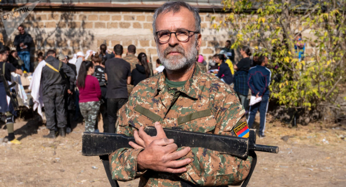   Un ciudadano francés participa en las batallas en Karabaj con su hijo  