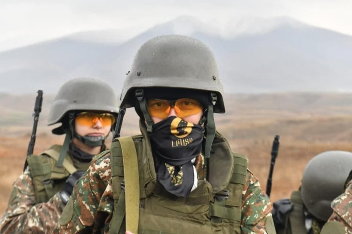  Los "ejercicios militares" de Hakobyan se reciben con protestas en Armenia-  FOTOHECHO  