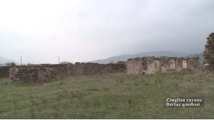   Le bourg libéré de Bartaz dans la région de Zangilan -   VIDEO    