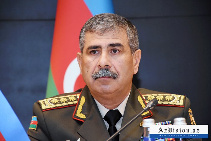   El ministro de Defensa expresa sus condolencias a Shoigu  