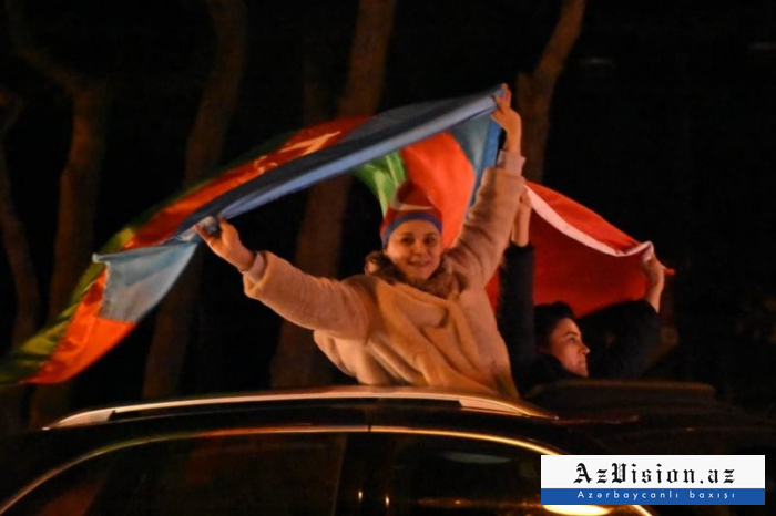  Día de la Victoria de Azerbaiyán -  FOTOS + VIDEO  