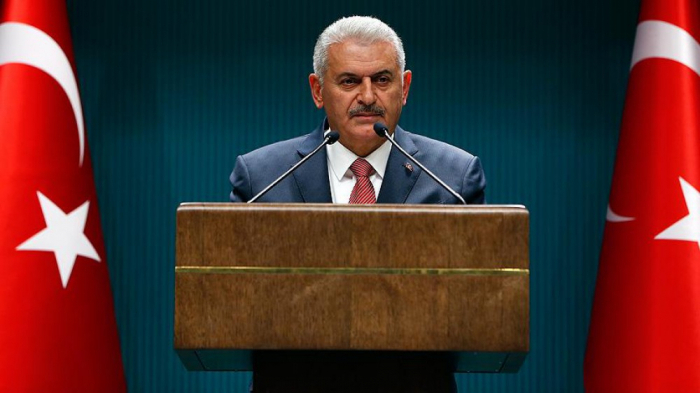Turkey’s former PM congratulates Azerbaijani people