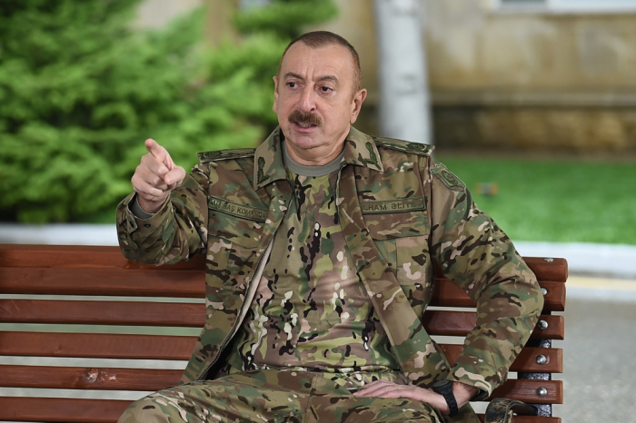  Ilham Aliyev:  "Der erste Held dieses Sieges ist der aserbaidschanische Soldat, Offizier."  