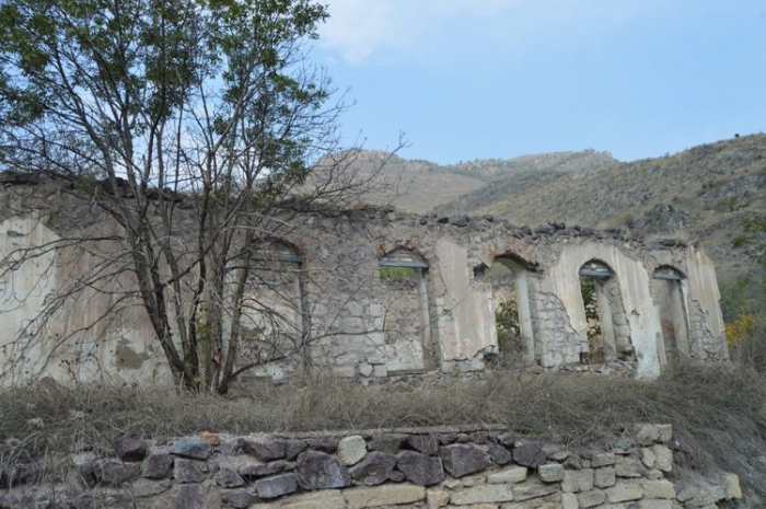   28 Denkmäler von den Armenien vollständig zerstört  