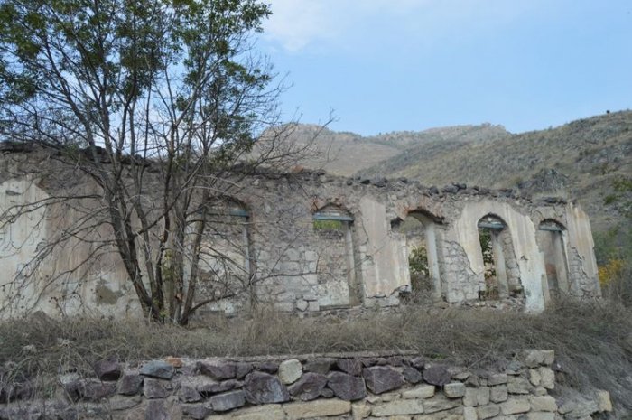   28 monumentos completamente destruidos por los ocupantes  