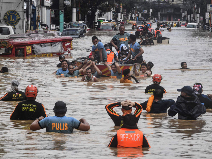 Vietnam braces for Typhoon Vamco, death toll hits 53 in Philippines