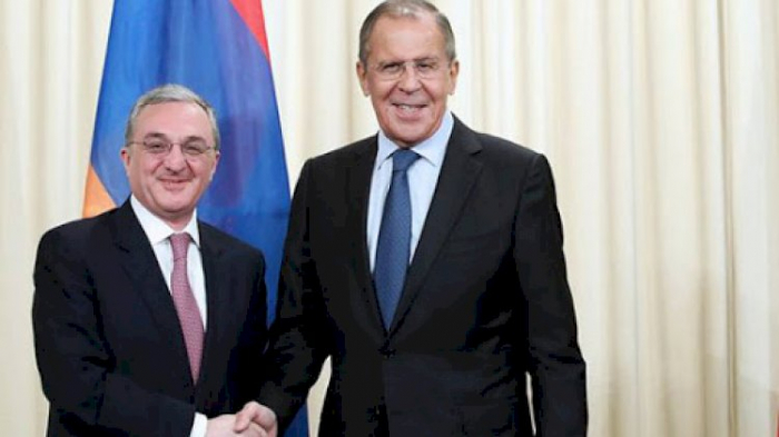 Russian, Armenian FMs hold phone talk