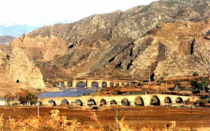 Los puentes de Khudaferin pueden incluirse en la lista de la UNESCO
