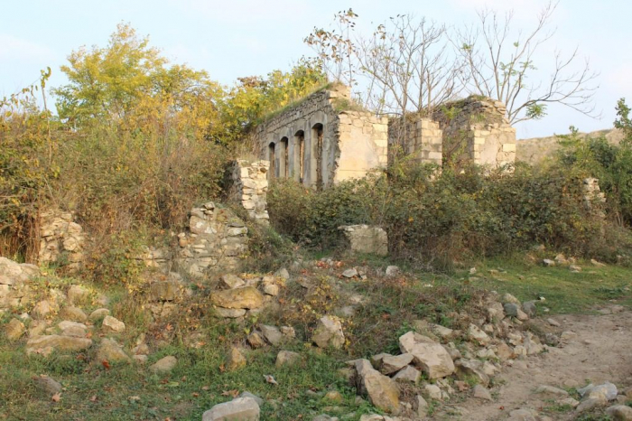   Aserbaidschan untersucht Fakten über den Vandalismus der Armenier gegen das kulturelle Erbe  