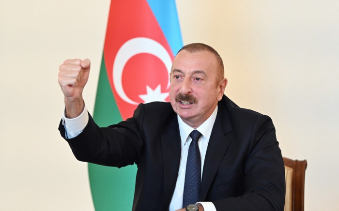   "Aplastamos al enemigo en el momento adecuado" -   Ilham Aliyev    