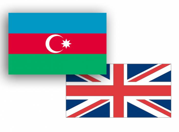 Azerbaijani, UK officials mull cooperation on renewable energy