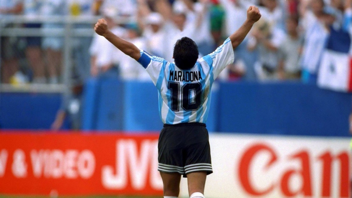  "Quiero volver a nacer y ser jugador de fútbol"  : Lo que decía Maradona sobre su propia muerte