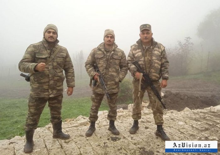  A Father who fought with his sons -  PHOTOS  