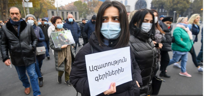 Armenian intellectuals hold protest in Yerevan