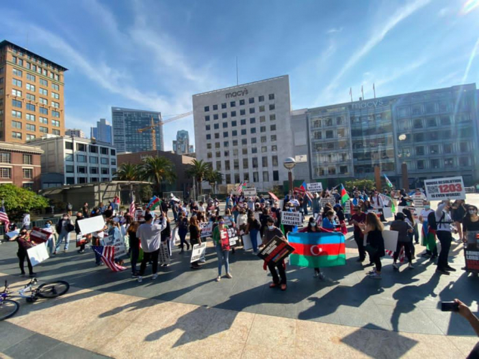   احتجاجات كاليفورنيا ضد الإرهاب الأرمني -   صور    