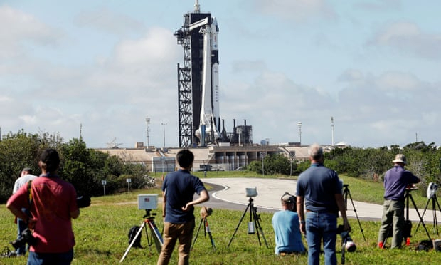 SpaceX delays Crew Dragon launch due to poor weather