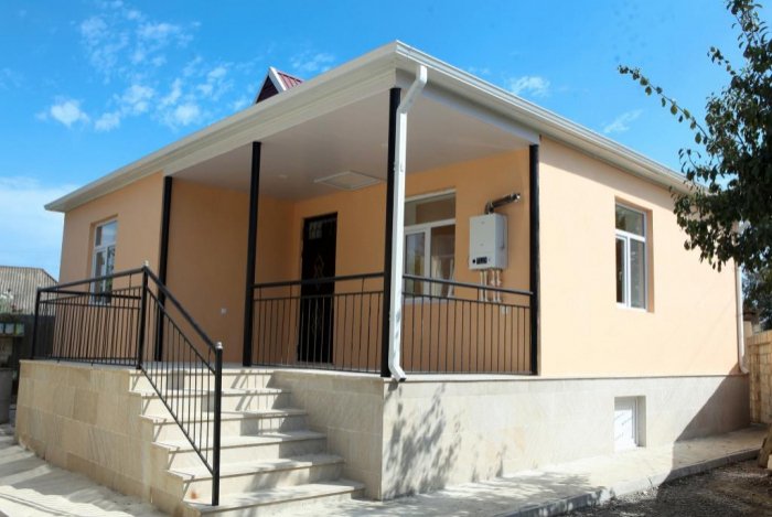 Daha 43 şəhid ailəsi və Qarabağ əlilinə evlər verildi